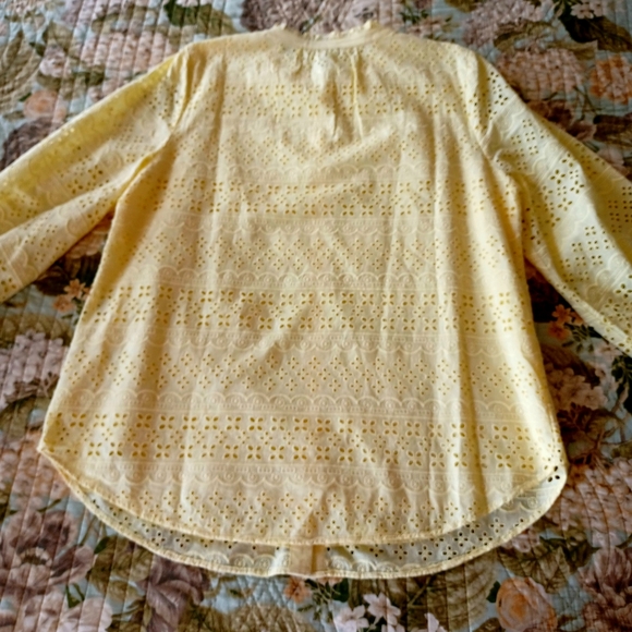 Talbots Yellow Eyelet Button-Front Tunic, Size L - Picture 7 of 16